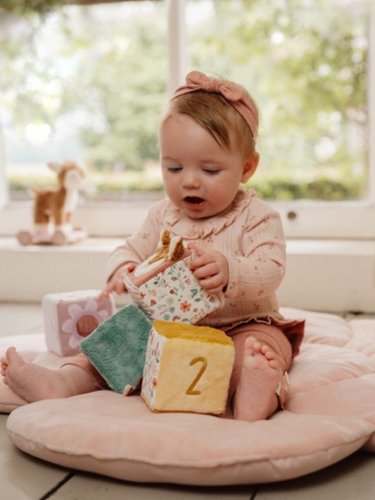 Zestaw miękkich kostek aktywizujących 4 szt. Fairy Garden