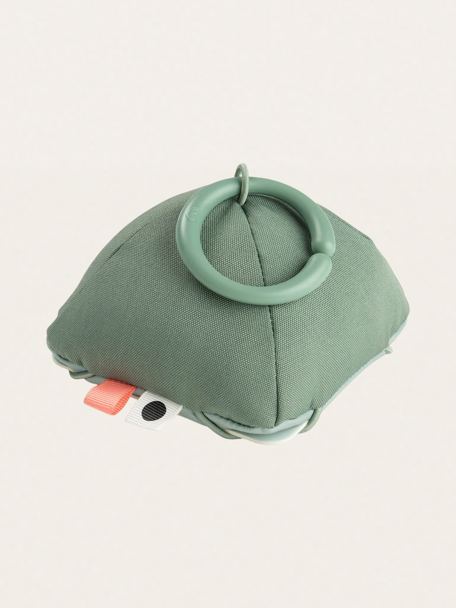 Zawieszka na karty kontrastowe z lusterkiem i grzechotką Tiny Farm