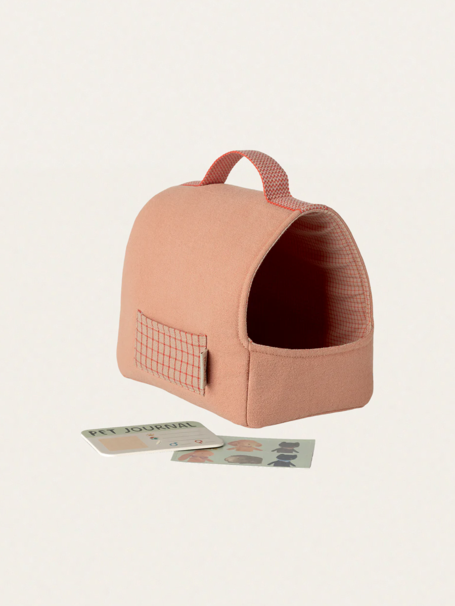 Nosidełko dla szczeniaczka Maileg Coral