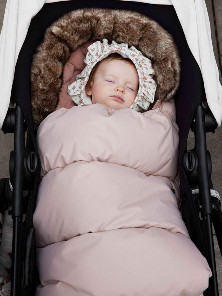 Wind- und wasserdichter Kinderwagen-Fußsack in zartem Rosa