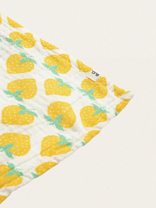 Muślinowa pieluszka Pixel strawberry all over