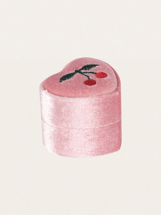 Mała szkatułka z naszyjnikiem Cherry