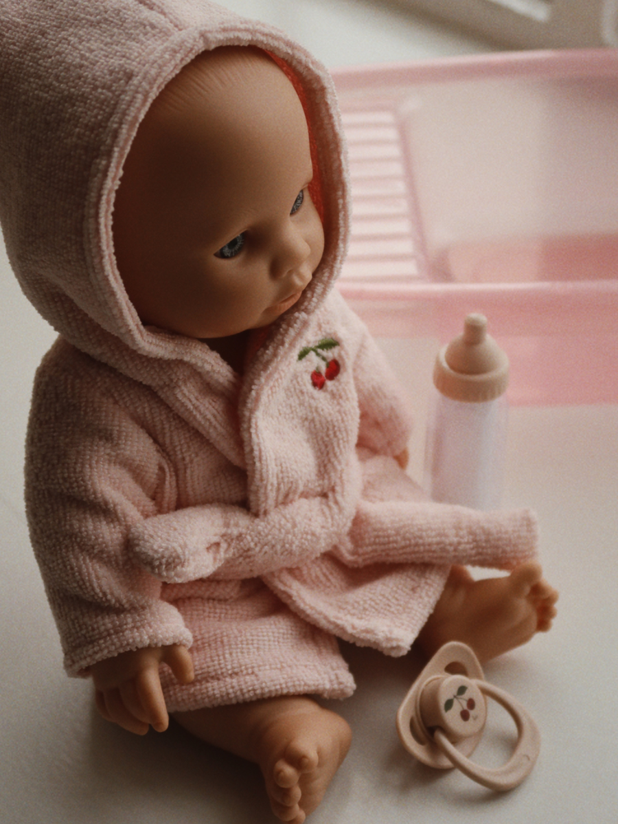 Lalka bobas w zestawie z wanienką - Isola doll bath set