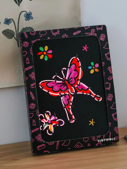 Zestaw do tworzenia świecących obrazków KIDYNEON